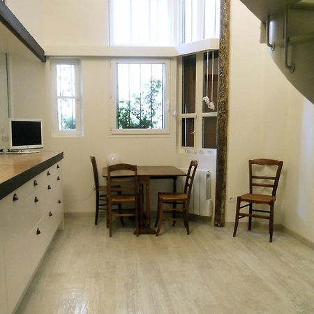Urban Chic Montmartre Loft Apartment ปารีส ภายนอก รูปภาพ