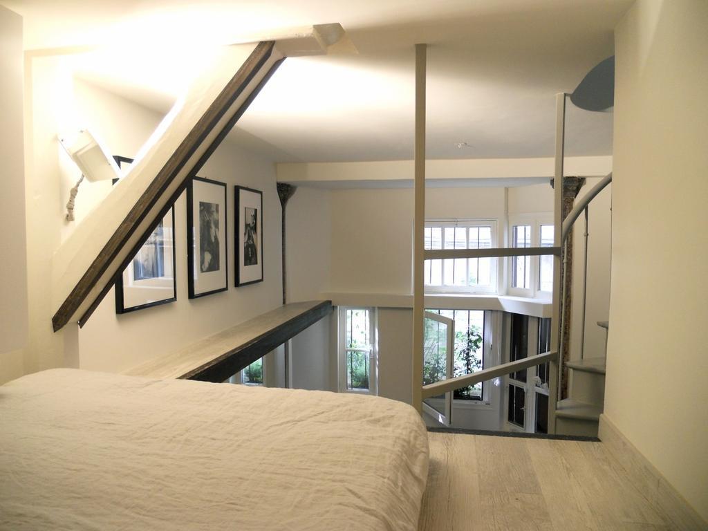 Urban Chic Montmartre Loft Apartment ปารีส ห้อง รูปภาพ