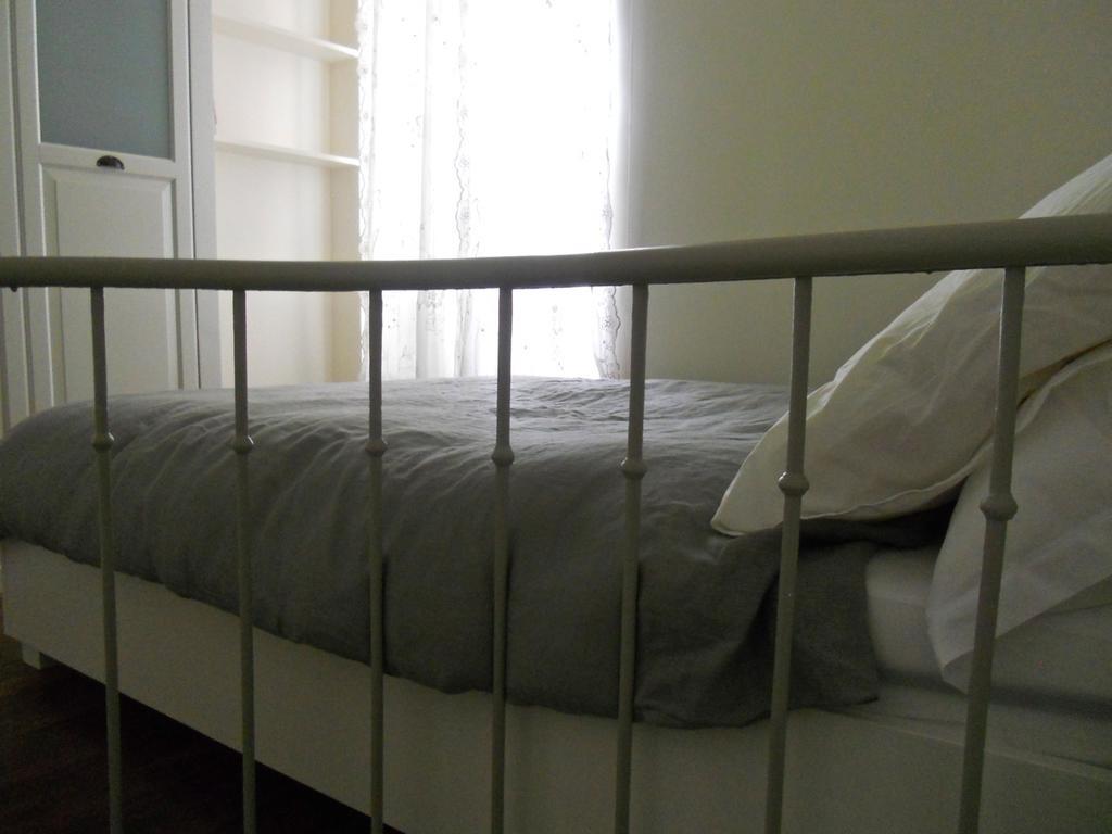Urban Chic Montmartre Loft Apartment ปารีส ห้อง รูปภาพ